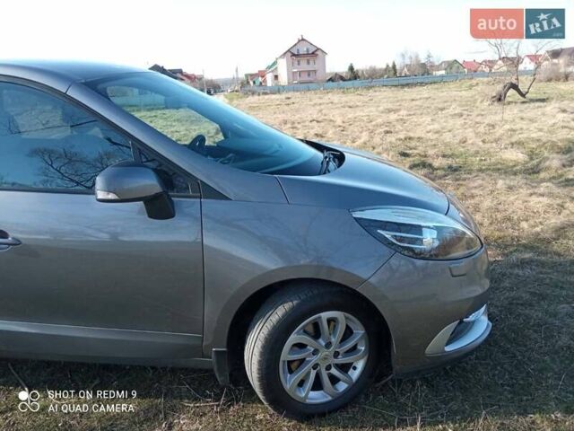 Серый Рено Сценик, объемом двигателя 1.46 л и пробегом 195 тыс. км за 7800 $, фото 1 на Automoto.ua