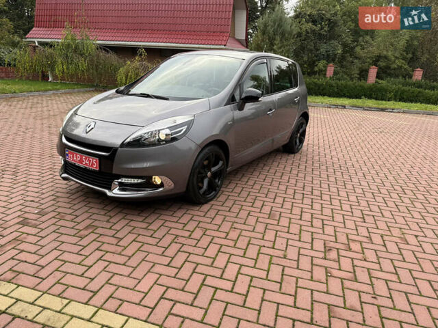 Сірий Рено Сценік, об'ємом двигуна 1.5 л та пробігом 196 тис. км за 9500 $, фото 1 на Automoto.ua