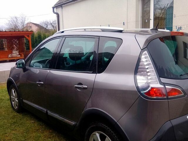 Серый Рено Сценик, объемом двигателя 1.2 л и пробегом 244 тыс. км за 9800 $, фото 1 на Automoto.ua