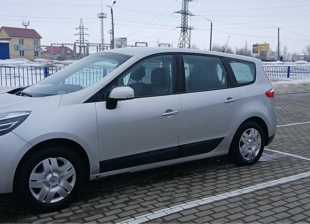 Сірий Рено Сценік, об'ємом двигуна 1.46 л та пробігом 257 тис. км за 6700 $, фото 1 на Automoto.ua