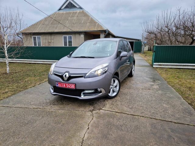 Сірий Рено Сценік, об'ємом двигуна 1.5 л та пробігом 220 тис. км за 9800 $, фото 1 на Automoto.ua