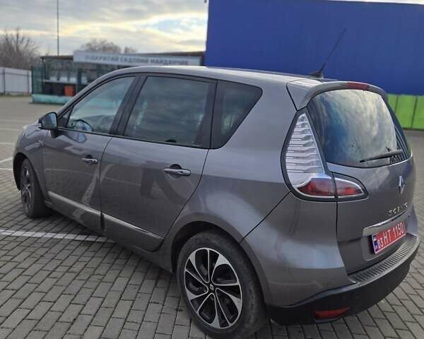 Серый Рено Сценик, объемом двигателя 1.5 л и пробегом 272 тыс. км за 9355 $, фото 1 на Automoto.ua