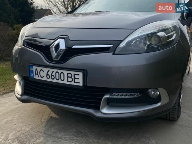 Серый Рено Сценик, объемом двигателя 1.46 л и пробегом 193 тыс. км за 9300 $, фото 1 на Automoto.ua