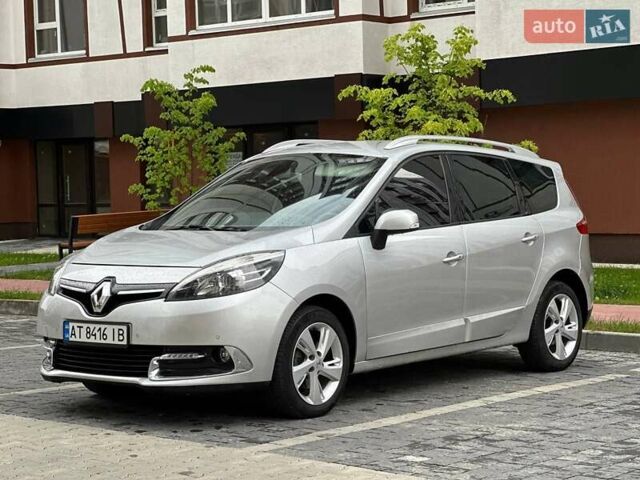 Серый Рено Сценик, объемом двигателя 1.5 л и пробегом 172 тыс. км за 10600 $, фото 1 на Automoto.ua