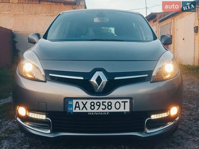 Сірий Рено Сценік, об'ємом двигуна 1.46 л та пробігом 233 тис. км за 8900 $, фото 1 на Automoto.ua