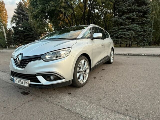 Сірий Рено Сценік, об'ємом двигуна 1.5 л та пробігом 216 тис. км за 16500 $, фото 1 на Automoto.ua