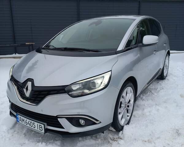 Сірий Рено Сценік, об'ємом двигуна 1.75 л та пробігом 173 тис. км за 15300 $, фото 1 на Automoto.ua