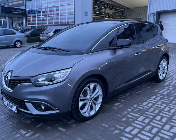 Сірий Рено Сценік, об'ємом двигуна 1.7 л та пробігом 234 тис. км за 14985 $, фото 1 на Automoto.ua