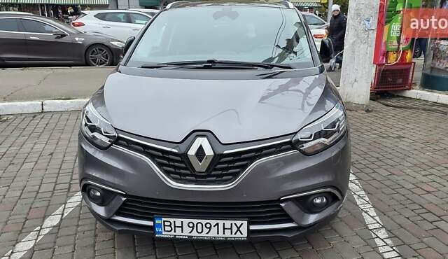 Серый Рено Сценик, объемом двигателя 1.6 л и пробегом 99 тыс. км за 17000 $, фото 1 на Automoto.ua