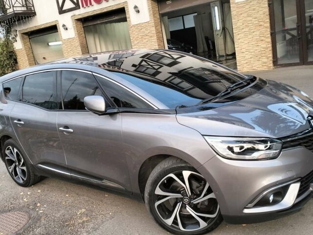Сірий Рено Сценік, об'ємом двигуна 1.8 л та пробігом 142 тис. км за 17999 $, фото 1 на Automoto.ua