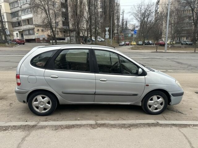 Серый Рено Сценик, объемом двигателя 2 л и пробегом 244 тыс. км за 2900 $, фото 1 на Automoto.ua