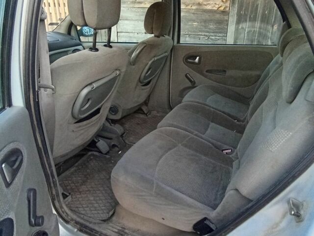 Сірий Рено Сценік, об'ємом двигуна 0 л та пробігом 3 тис. км за 800 $, фото 1 на Automoto.ua