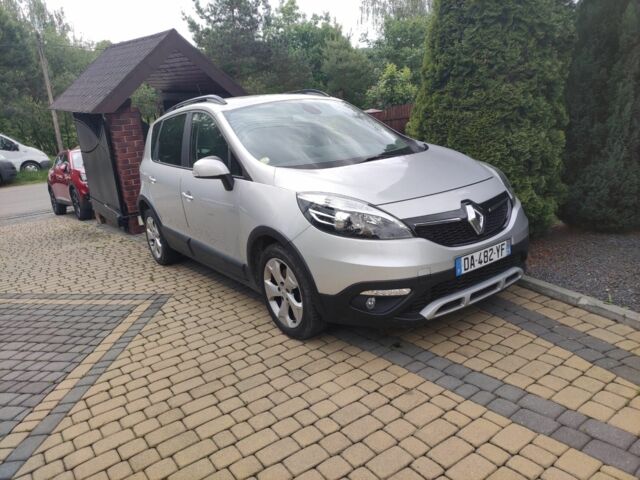 Серый Рено Сценик, объемом двигателя 1.5 л и пробегом 190 тыс. км за 10700 $, фото 1 на Automoto.ua