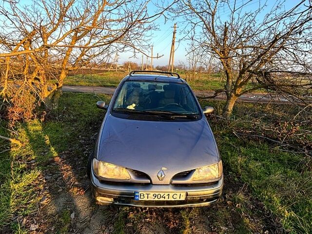 Синій Рено Сценік, об'ємом двигуна 2 л та пробігом 370 тис. км за 3199 $, фото 1 на Automoto.ua
