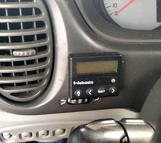 Синий Рено Сценик, объемом двигателя 2 л и пробегом 235 тыс. км за 3450 $, фото 1 на Automoto.ua