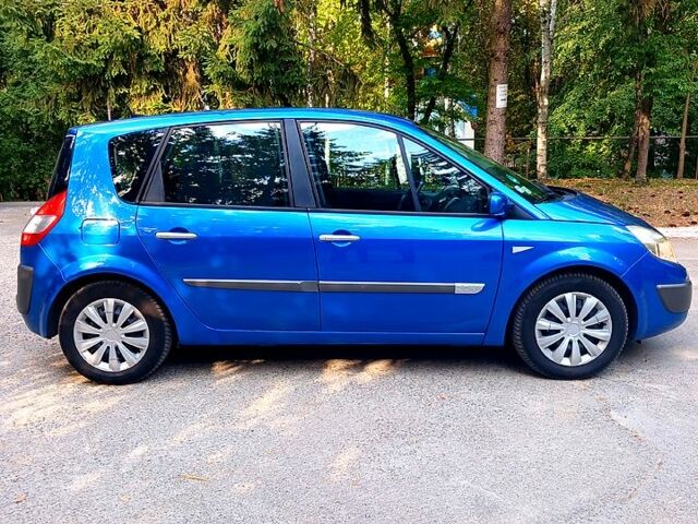 Синий Рено Сценик, объемом двигателя 2 л и пробегом 230 тыс. км за 4650 $, фото 1 на Automoto.ua