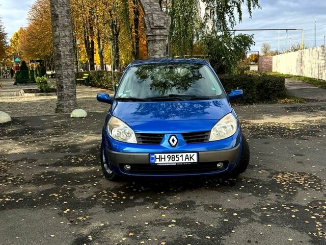 Синий Рено Сценик, объемом двигателя 2 л и пробегом 225 тыс. км за 4500 $, фото 1 на Automoto.ua