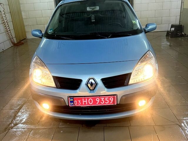 Синий Рено Сценик, объемом двигателя 1.6 л и пробегом 227 тыс. км за 5600 $, фото 1 на Automoto.ua