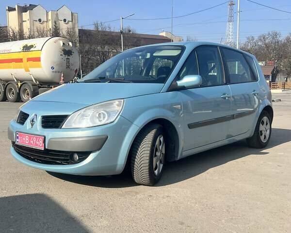 Синий Рено Сценик, объемом двигателя 0 л и пробегом 168 тыс. км за 5450 $, фото 1 на Automoto.ua