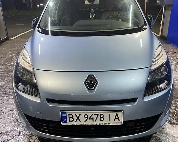 Синій Рено Сценік, об'ємом двигуна 2 л та пробігом 314 тис. км за 7200 $, фото 1 на Automoto.ua