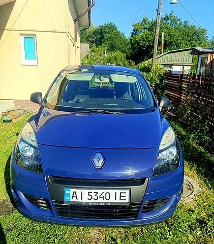 Синій Рено Сценік, об'ємом двигуна 1.5 л та пробігом 225 тис. км за 6500 $, фото 1 на Automoto.ua