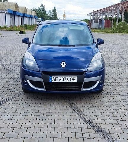 Синій Рено Сценік, об'ємом двигуна 1.5 л та пробігом 299 тис. км за 5300 $, фото 1 на Automoto.ua