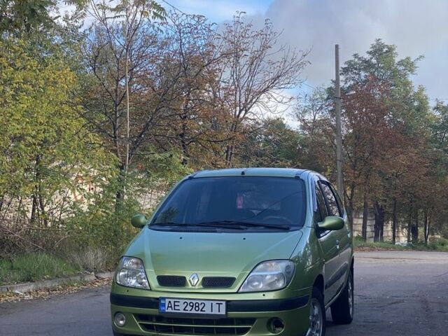 Рено Сценик 2000 в Каменское - Днепродзержинск на Automoto.ua Зеленый Рено Сценик, объемом двигателя 1.6 л и пробегом 203 тыс. км за 2800 $, фото 1 на Automoto.ua