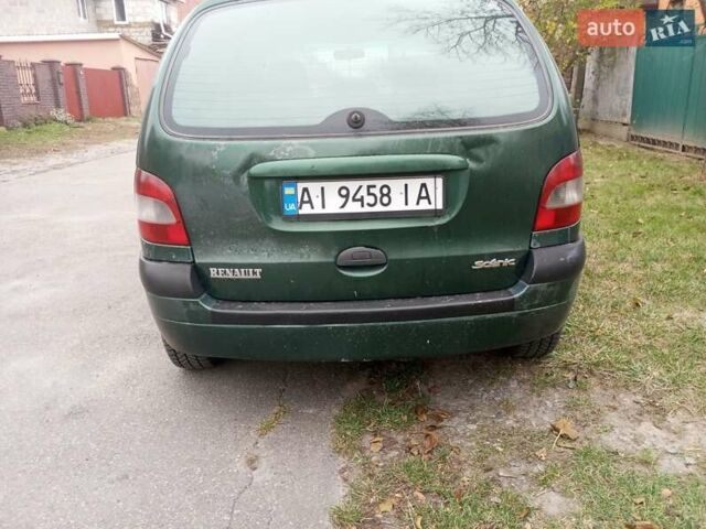 Зеленый Рено Сценик, объемом двигателя 2 л и пробегом 300 тыс. км за 3000 $, фото 1 на Automoto.ua