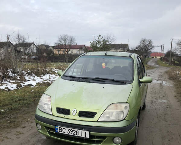 Зеленый Рено Сценик, объемом двигателя 1.6 л и пробегом 300 тыс. км за 1850 $, фото 1 на Automoto.ua