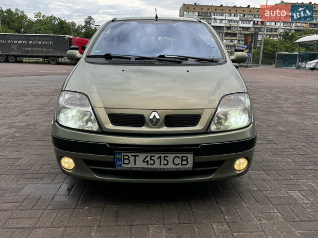 Зеленый Рено Сценик, объемом двигателя 1.6 л и пробегом 283 тыс. км за 3200 $, фото 1 на Automoto.ua