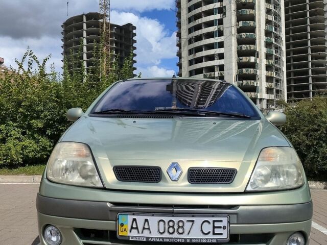 Зеленый Рено Сценик, объемом двигателя 1.6 л и пробегом 254 тыс. км за 3200 $, фото 1 на Automoto.ua