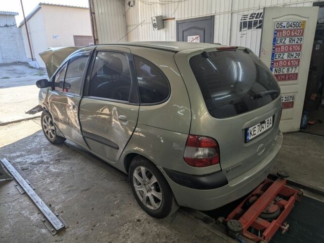 Зелений Рено Сценік, об'ємом двигуна 2 л та пробігом 293 тис. км за 1998 $, фото 1 на Automoto.ua