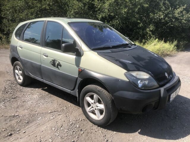 Зеленый Рено Сценик, объемом двигателя 2 л и пробегом 225 тыс. км за 3200 $, фото 1 на Automoto.ua