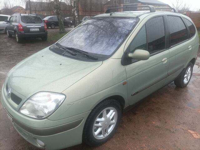 Зелений Рено Сценік, об'ємом двигуна 1.6 л та пробігом 200 тис. км за 2900 $, фото 1 на Automoto.ua