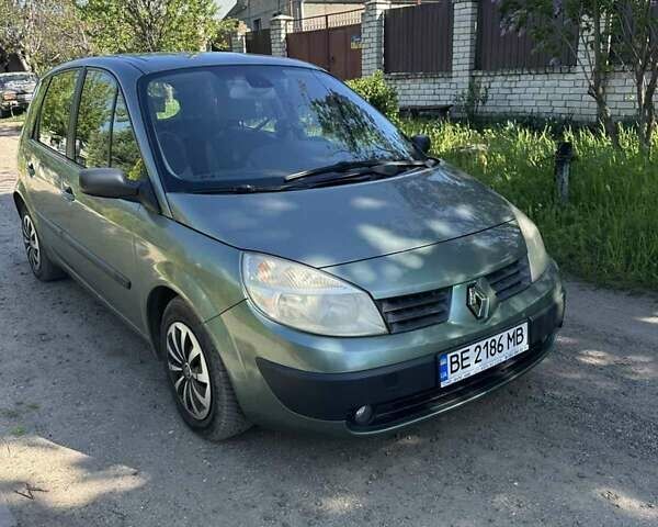 Зеленый Рено Сценик, объемом двигателя 1.6 л и пробегом 220 тыс. км за 3700 $, фото 1 на Automoto.ua