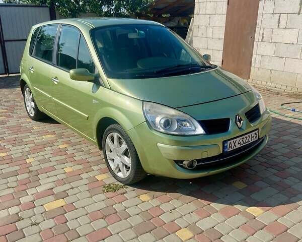Зеленый Рено Сценик, объемом двигателя 2 л и пробегом 194 тыс. км за 5950 $, фото 1 на Automoto.ua
