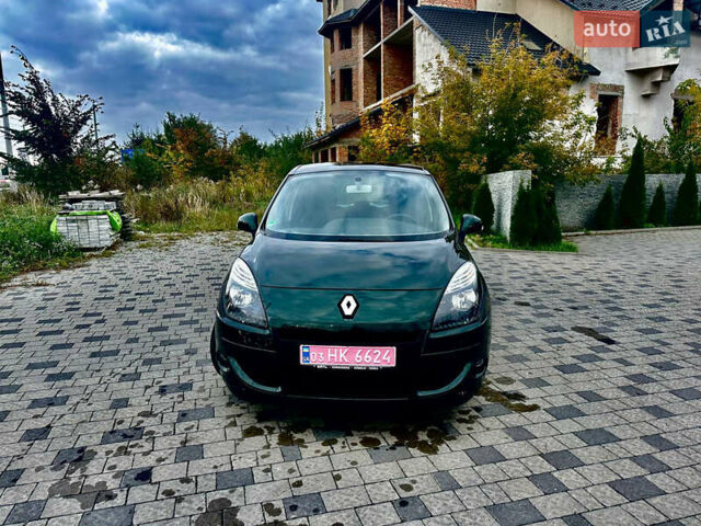 Зеленый Рено Сценик, объемом двигателя 1.6 л и пробегом 78 тыс. км за 7999 $, фото 1 на Automoto.ua