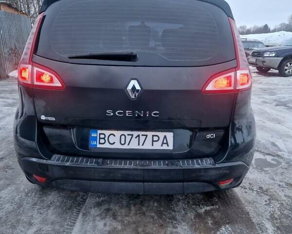Зеленый Рено Сценик, объемом двигателя 1.9 л и пробегом 166 тыс. км за 6250 $, фото 1 на Automoto.ua