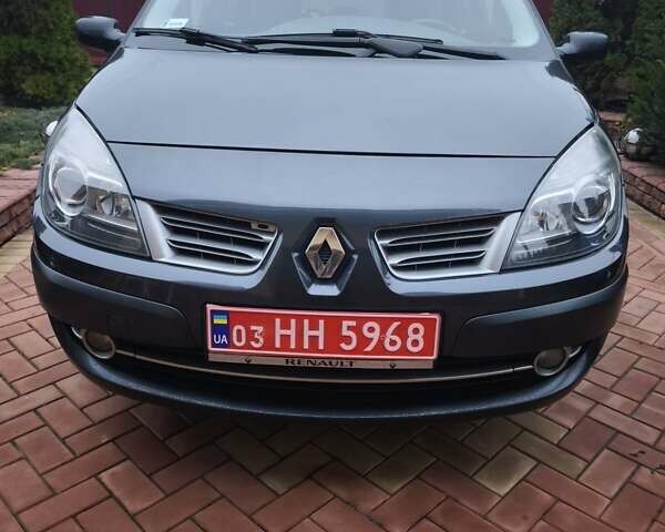 Зеленый Рено Сценик, объемом двигателя 1.6 л и пробегом 212 тыс. км за 6500 $, фото 1 на Automoto.ua