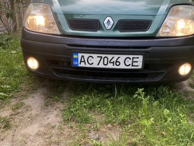 Зеленый Рено Сценик, объемом двигателя 1.6 л и пробегом 282 тыс. км за 2000 $, фото 1 на Automoto.ua