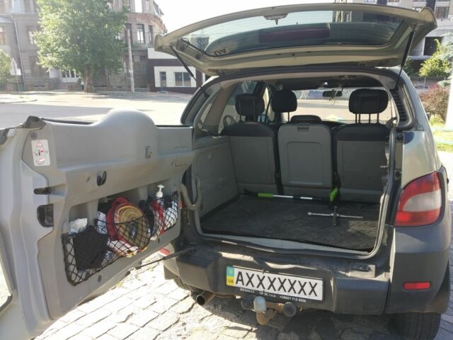 Зелений Рено Сценік, об'ємом двигуна 2 л та пробігом 262 тис. км за 4500 $, фото 1 на Automoto.ua