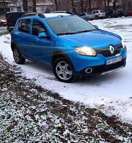 Синий Рено СтепВей, объемом двигателя 1.5 л и пробегом 28000 тыс. км за 6000 $, фото 1 на Automoto.ua