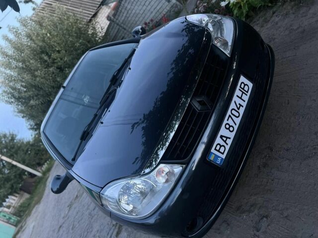 Серый Рено Симбол (Талия), объемом двигателя 1.4 л и пробегом 305 тыс. км за 3800 $, фото 1 на Automoto.ua