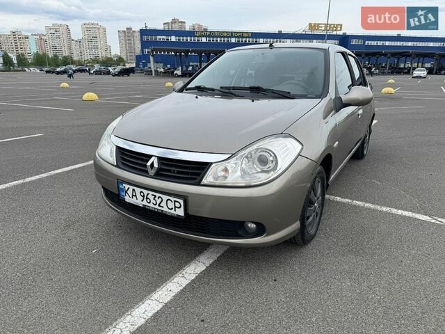 Бежевый Рено Симбол, объемом двигателя 1.6 л и пробегом 226 тыс. км за 3900 $, фото 1 на Automoto.ua