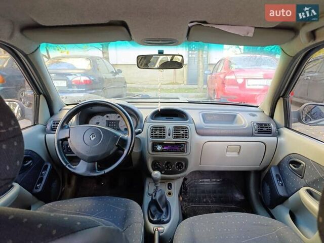 Серый Рено Симбол, объемом двигателя 1.4 л и пробегом 241 тыс. км за 1750 $, фото 1 на Automoto.ua