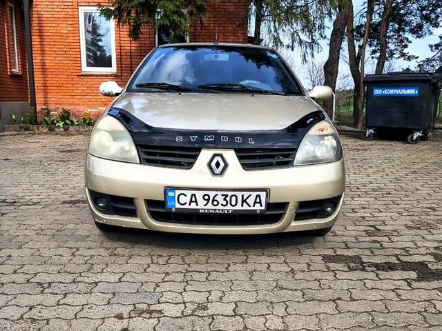 Сірий Рено Сімбол, об'ємом двигуна 1.4 л та пробігом 130 тис. км за 2650 $, фото 1 на Automoto.ua