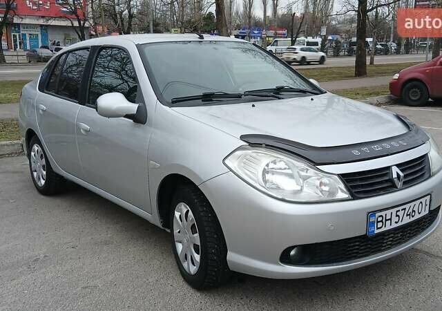 Серый Рено Симбол, объемом двигателя 1.39 л и пробегом 170 тыс. км за 4800 $, фото 1 на Automoto.ua
