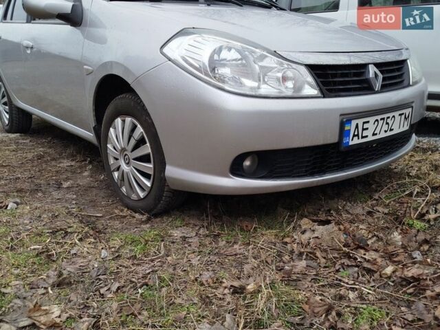 Серый Рено Симбол, объемом двигателя 1.39 л и пробегом 210 тыс. км за 5000 $, фото 1 на Automoto.ua