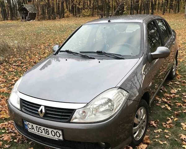 Серый Рено Симбол, объемом двигателя 1.6 л и пробегом 152 тыс. км за 5500 $, фото 1 на Automoto.ua