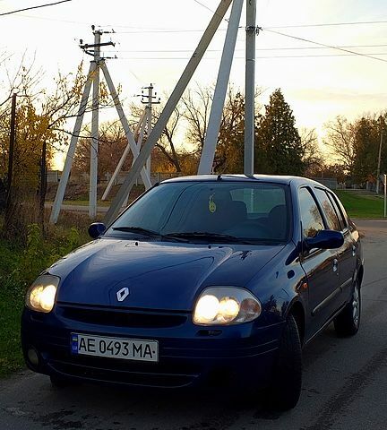 Синій Рено Сімбол, об'ємом двигуна 1.4 л та пробігом 280 тис. км за 1800 $, фото 1 на Automoto.ua